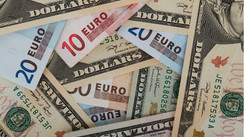 Market volatility prompts caution among EUR/USD analysts